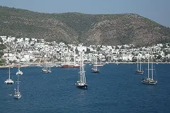 Ростуризм предложил обменять путевки в Турцию и Танзанию на туры по РФ