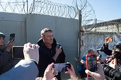 В Екатеринбурге выпустили на свободу Евгения Ройзмана*