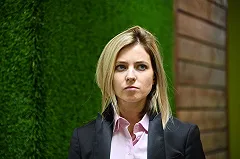 Наталья Поклонская назвала бары и кафе, находящиеся в домах, «обителью зла»