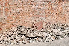 Минстрой предложили упростить порядок въезда трудовых мигрантов в пандемию. На стройках дефицит рук