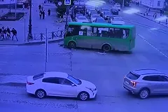 Водитель автобуса, сбившей насмерть четырех человек у храма в Екатеринбурге, пытается выйти из СИЗО