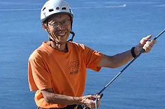 В Свердловской области опытный скалолаз сорвался и разбился насмерть