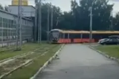 Первый российский пятисекционный трамвай поехал в Екатеринбурге