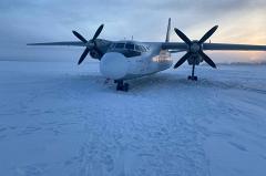 Самолет Ан-24 из-за ошибки экипажа приземлился на реку Колыма