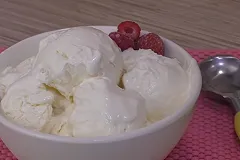 Немецкая торговая сеть переименовала «московское» мороженое в «киевское»