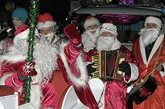 Бегунов осудил желание экс-Ляписа выступать на корпоративах в России