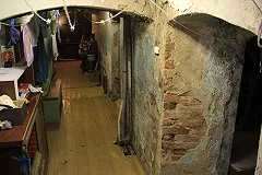 Жители Большого Конного полуострова бунтуют против капитального ремонта в бараке