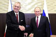 Путин рассказал Земану об успехах в Сирии