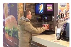 Наглость россиянина в «Бургер Кинге» принесла ему мировую славу