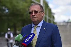 Посол в Лондоне призвал назвать имена подозреваемых в отравлении Скрипаля