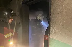 В Екатеринбурге женщина выпала с 12 этажа, пытаясь спастись от пожара