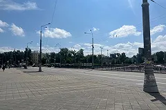 «Сопротивление бесполезно». Триатлон IronStar проходит в центре Екатеринбурга