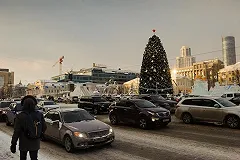 Вход в Исторический сквер перекрыли в Екатеринбурге ради строительства ледового городка