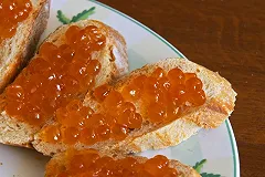 В России подешевела красная икра