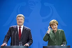 Лавров сообщил о признании Западом роли Порошенко в обострении в Донбассе