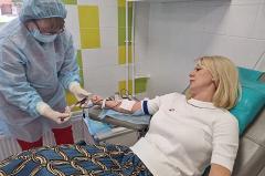 Губернатор Куйвашев утвердил увеличенную выплату донорам крови