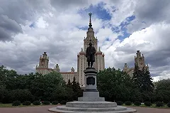 Учительница из Екатеринбурга, готовившая стобалльниц, рассказала секрет успеха