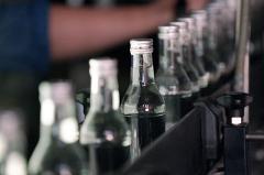 Росалкоголь ликвидировал крупнейшее нелегальное производство алкоголя на Урале
