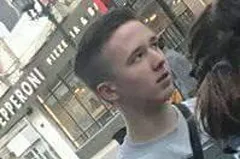 Подростки избивают людей на улицах Екатеринбурга из зависти