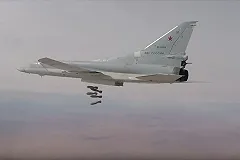 CNN опубликовал видео авиаударов коалиции в Дейр-эз-Зоре