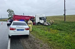 На свердловской трассе в ДТП погибли 19-летние парень и девушка