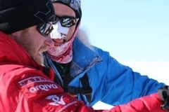 Елизавета II попросила принца Гарри побриться