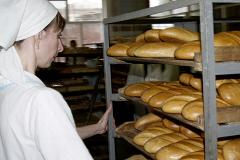 Роспотребнадзор поддержал запрет на возврат хлеба производителям