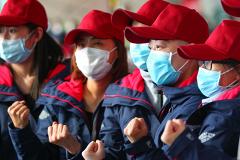 Число жертв коронавируса в Китае превысило 2,3 тыс. человек