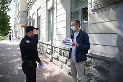 Телеканал RT подал судебный иск к Znak.com