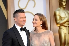 Анджелина Джоли готовится к новой операции