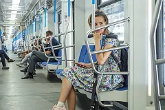 Хороший тон или дискриминация? В московском метро ввели неоднозначное правило