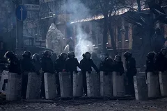 Азаров рассказал подробности свержения власти на Украине