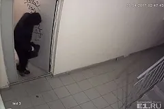 Поджог лифта в новостройке на Эльмаше сняли камеры наблюдения