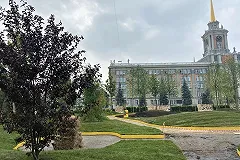 Парковка на площади 1905 года превратилась в прекрасный сад