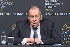 Лавров заявил, что не собирался договариваться с Кулебой о прекращении огня