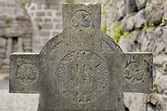 Гендиректор «дочки» КРСУ требует через суд право на забвение