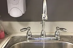 Минздрав опроверг поддержку понижения температуры горячей воды