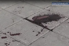 Толпа гопников избила телеоператора, снимавшего ночной Екатеринбург