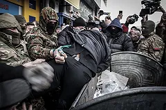 Депутат Верховной Рады — о поездках в Крым: В мусорных баках меня там не возят