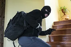 Вынесли 3,5 миллиона: в Екатеринбурге ограбили банк «АК Барс»