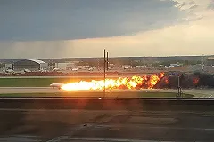 СМИ: Сотрудники аэропорта Шереметьево посмеялись над горящим Superjet
