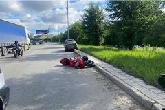 Мотоциклист врезался в столб на улице Серфимы Дерябиной
