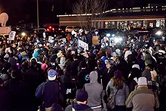 Нью-Йорк поддержал акцию протеста жителей Фергюсона