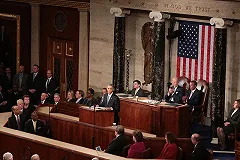 Политолог: Скрытое соперничество россиян и американцев закончилось