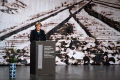 Меркель напомнила об освобождении Освенцима советскими войсками