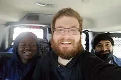 «Планирую полететь в Калифорнию». Максим Верников вышел из тюрьмы в США