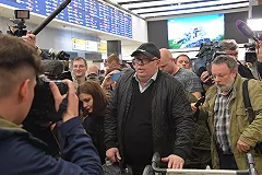 Опубликована расшифровка переговоров пилотов сгоревшего SSJ-100 с диспетчерами