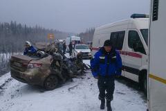 На Урале автобус попал в аварию. Есть погибшие. ДОПОЛНЕНО