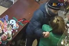 В Екатеринбурге задержан рецидивист за разбойное нападение на цветочный киоск