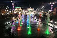 Жительница Миасса потребовала закрыть городской фонтан. На нем упала ее дочь